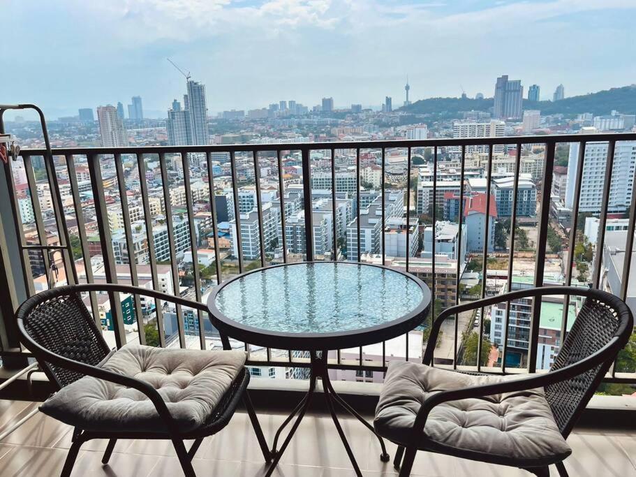 The Base Central Pattaya 2Bed King&Queen Sky Seaview & Infinity Pool Kültér fotó