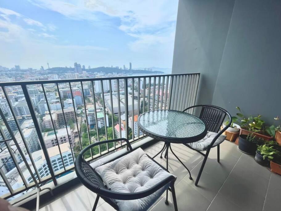 The Base Central Pattaya 2Bed King&Queen Sky Seaview & Infinity Pool Kültér fotó